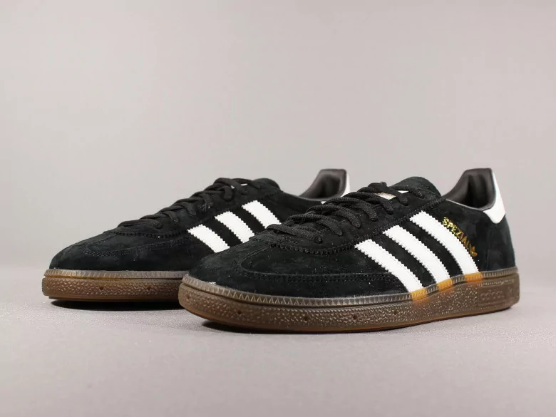 handball spezial black